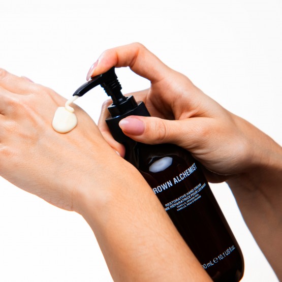 Grown Alchemist Restorative Hand Cream - Відновлюючий Крем для рук Ваніль, Апельсинова цедра, 500 мл