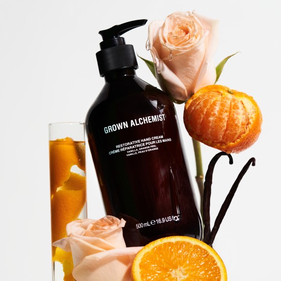 Grown Alchemist Restorative Hand Cream - Відновлюючий Крем для рук Ваніль, Апельсинова цедра, 500 мл